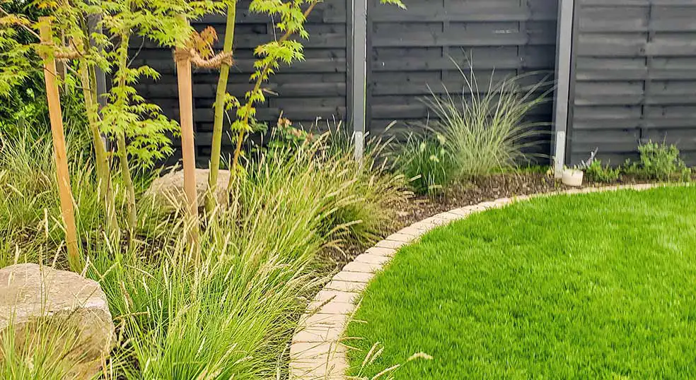 Gartengestaltung-Rasenkante